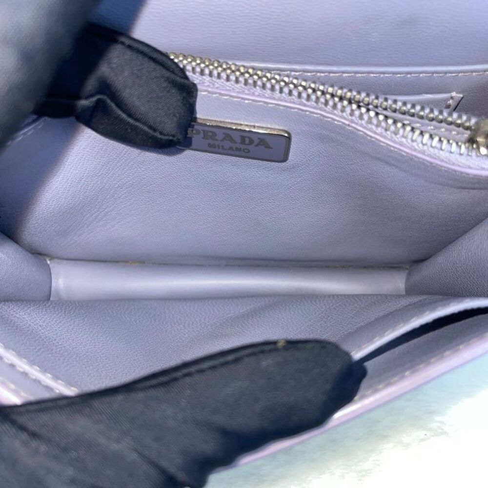 Prada Women Pre-Loved Bag Very Good Condition - Picture 8 of 9